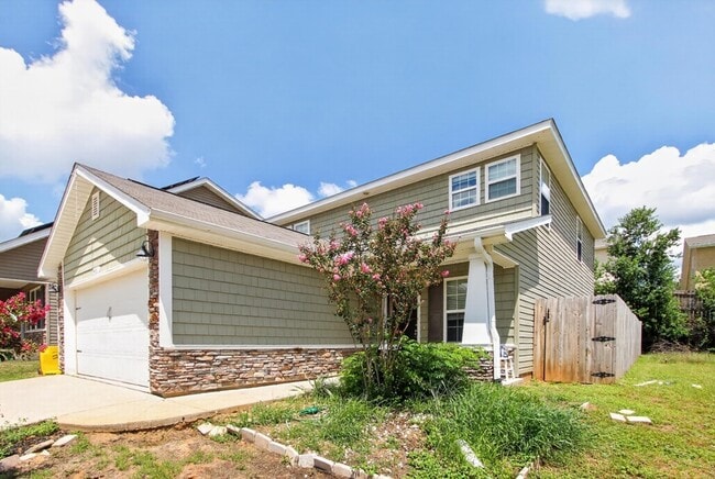 Building Photo - 451 Eisenhower Dr