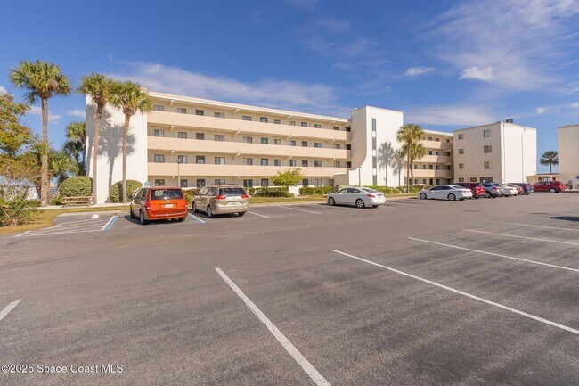 Building Photo - 2465 S Washington Ave