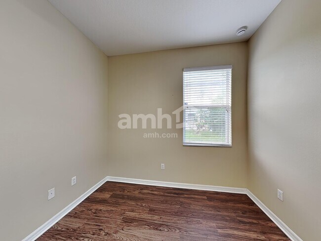 Building Photo - 1942 Beardsley Dr