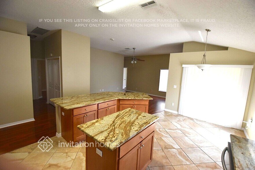Building Photo - 5641 Paddock Trail Dr