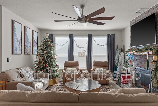 Building Photo - 2259 Gran Cielo Trl