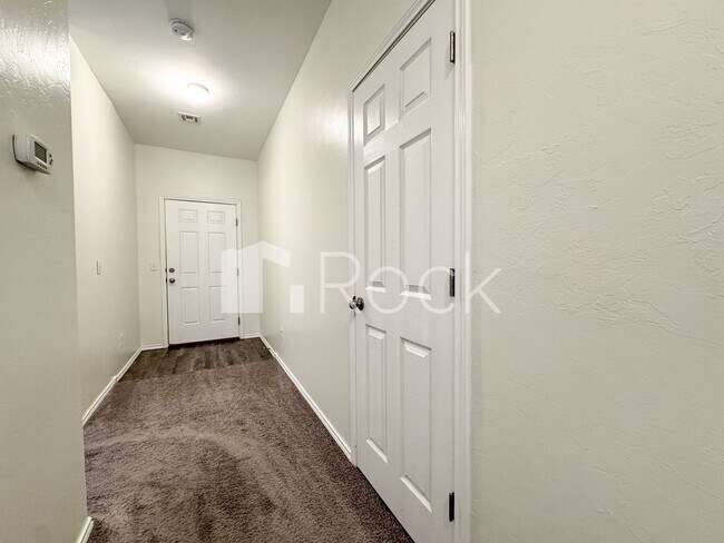 Building Photo - 321 Karlee Ln.