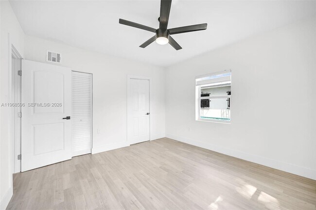 Building Photo - 503 NW 47th St