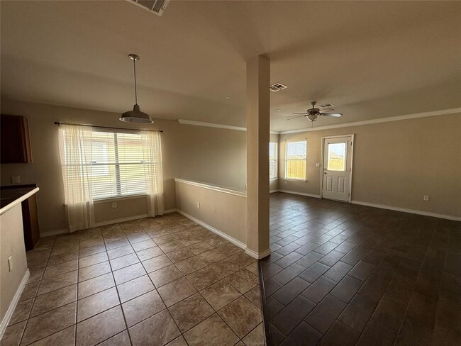 Building Photo - 6301 Vida Nueva Ave