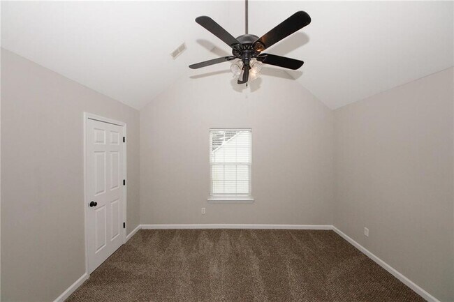 Building Photo - 7000 Lunar Blue Way