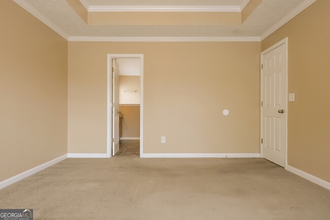 Building Photo - 1488 Buckingham Pl