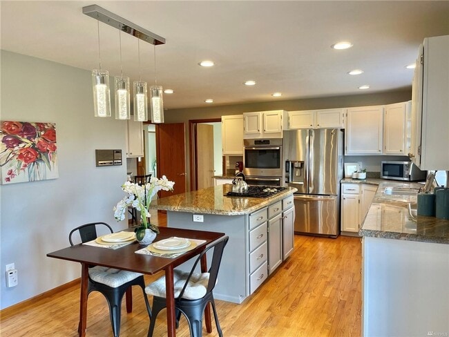 Building Photo - Rambler Style House nestled in the heart of Mountain Vie