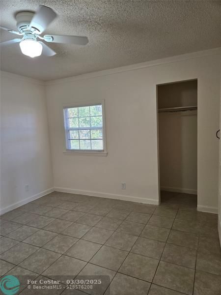 Building Photo - 3902 SW 12th Pl