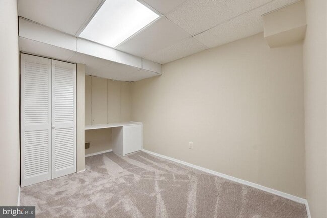 Building Photo - 10065 Chestnut Wood Ln