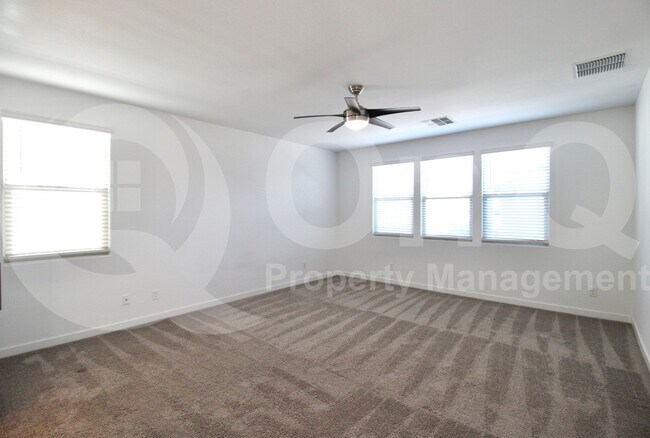 Building Photo - 1158 E Sabino Dr