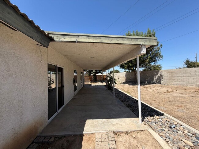 Building Photo - 5800 Potenza Ln