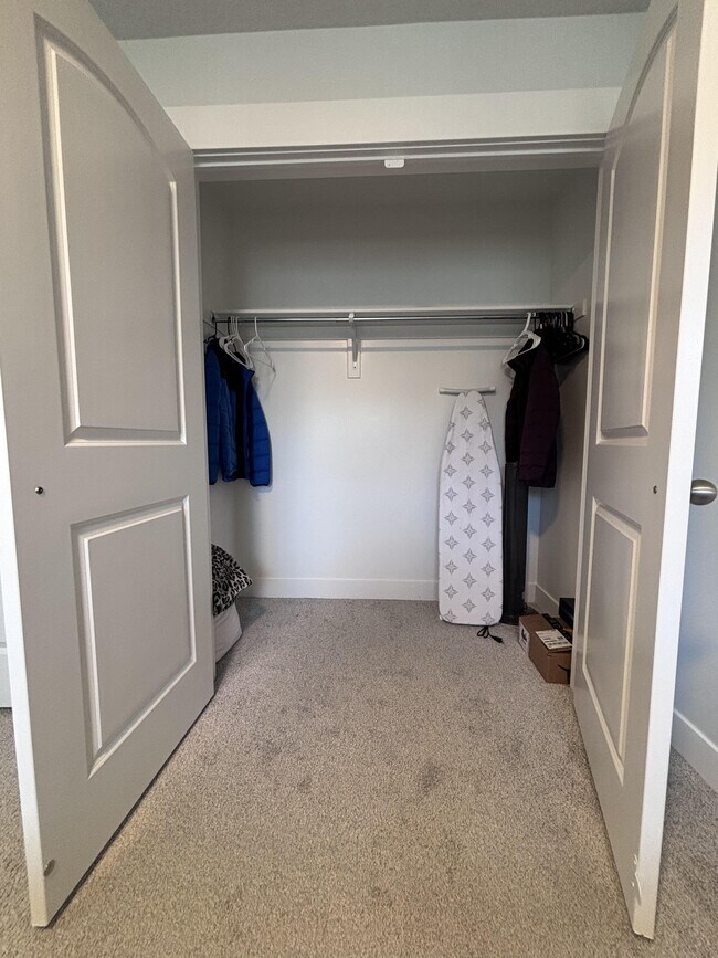 Building Photo - 2052 N 4100 W