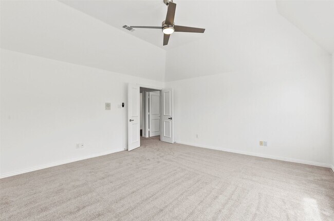 Building Photo - 914 Edgemeer Ln