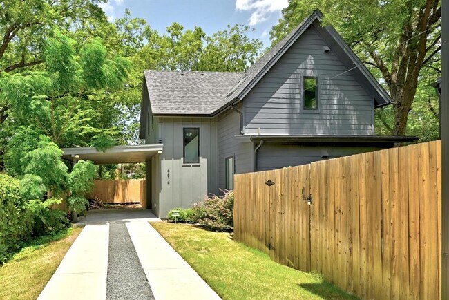 Building Photo - 4614 Englewood Dr