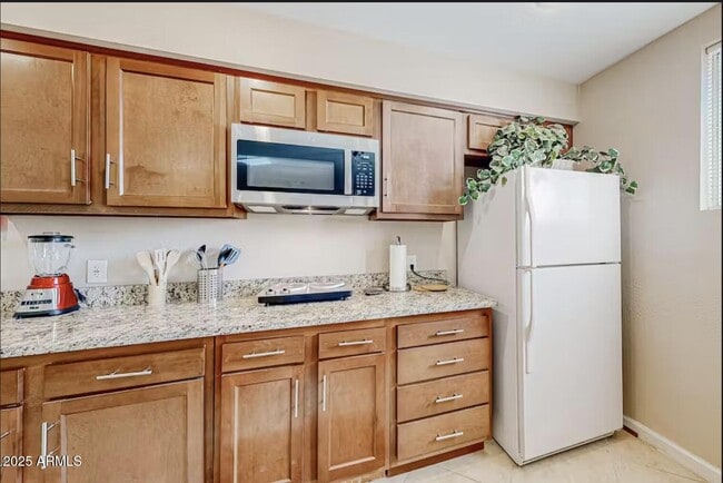 Building Photo - 2412 N 36th Pl