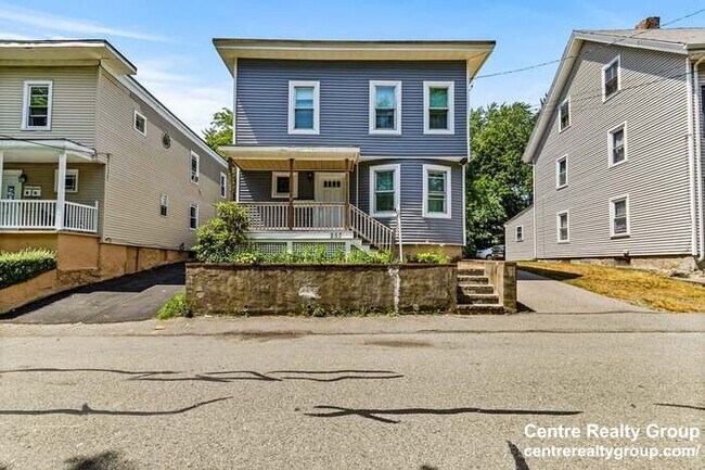Building Photo - 54 Elm St
