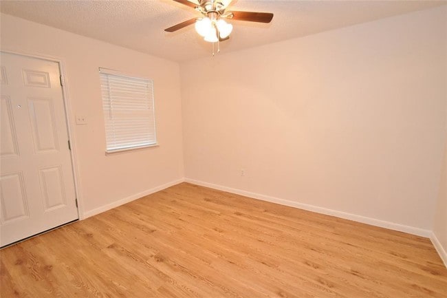 Building Photo - 14039 Eagle Pass St