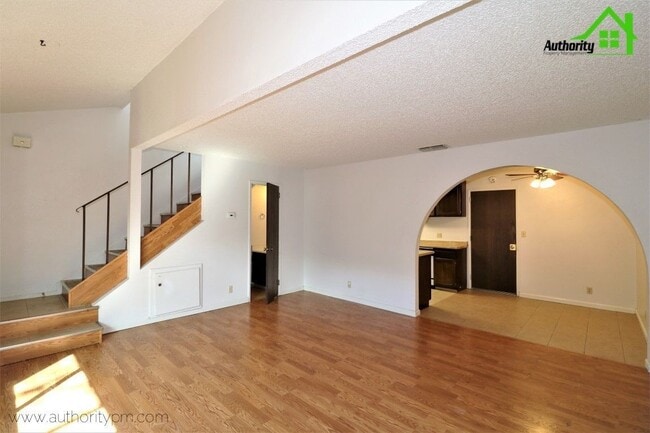 Building Photo - 915 West St