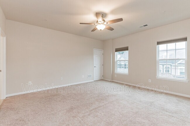 Building Photo - 7114 Daniel John Dr