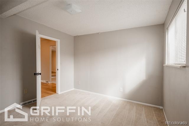 Building Photo - 850 S Harlan St