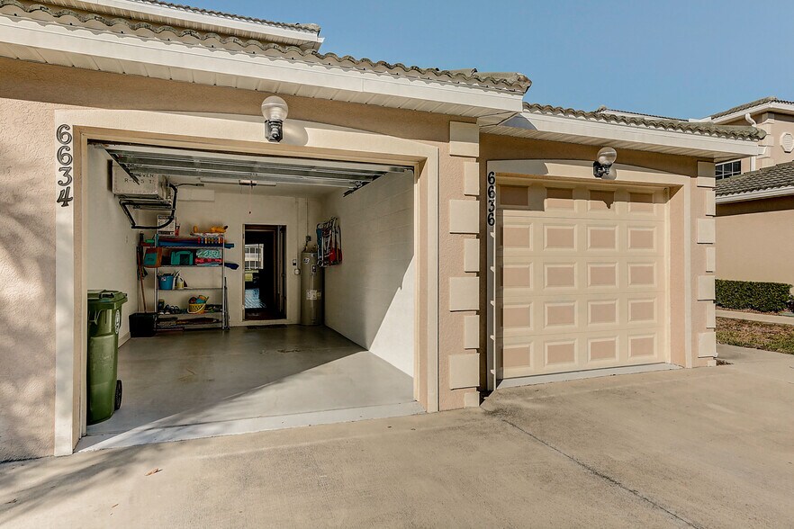 Building Photo - 6634 7th Avenue Cir W