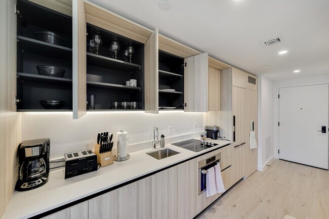 Building Photo - 20 NW 2nd St