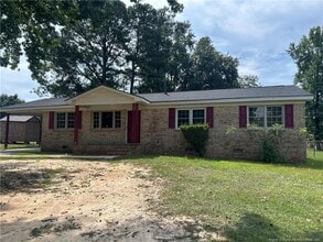 Building Photo - 7430 Southgate Rd