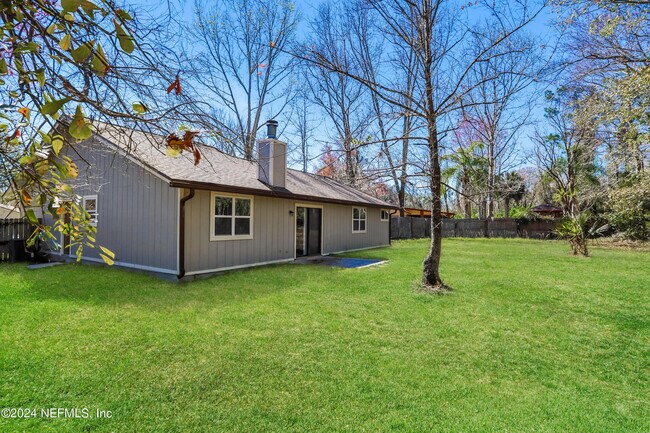 Building Photo - 1696 Sandy Hollow Loop