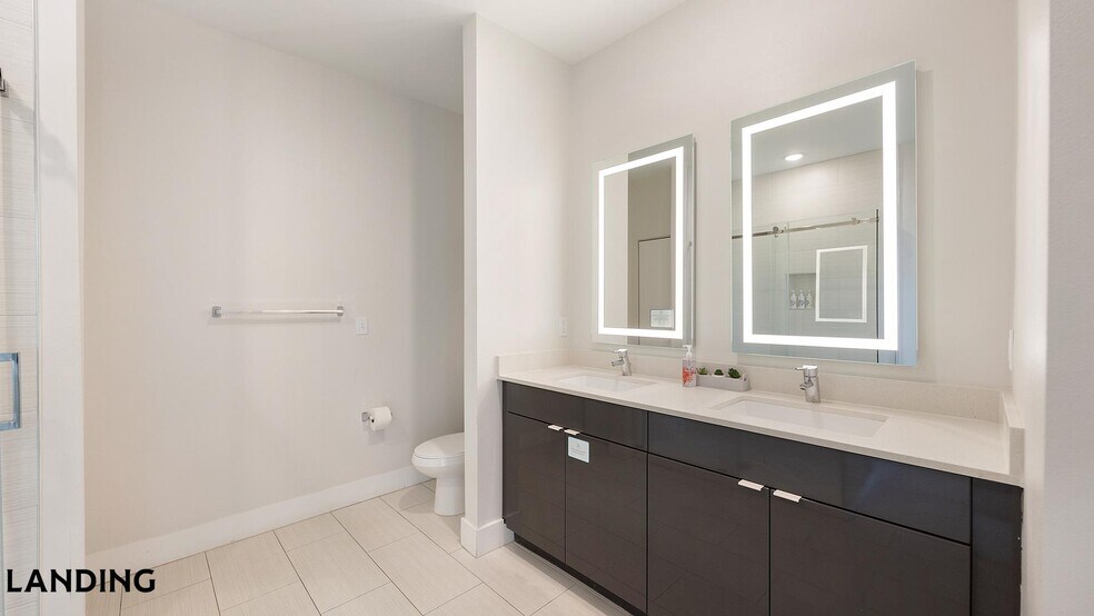 Building Photo - 4950 W Prescott St