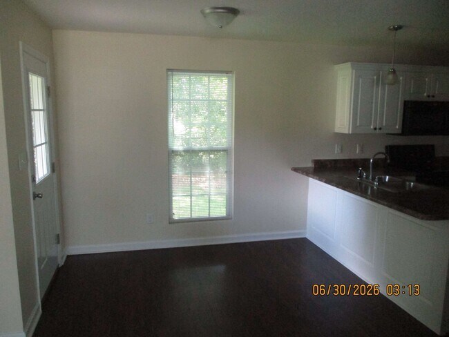 Building Photo - 207 Cloud Ln
