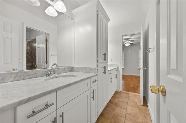 Building Photo - 1070 Admiral Crossing