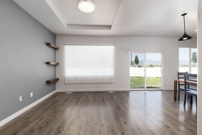 Building Photo - **Charming Rental Home in Highly Desirable...