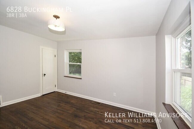 Building Photo - 6828 Buckingham Pl