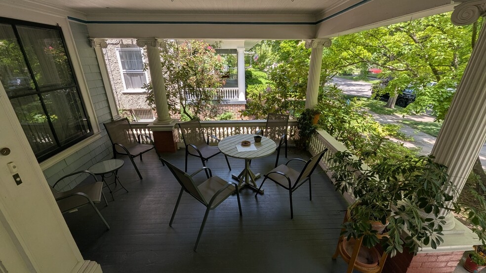 Porch Area - 2257 Scottwood Ave
