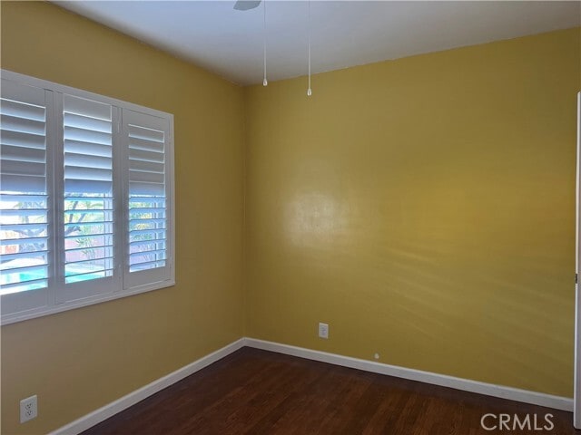 Building Photo - 12871 Russell Ave