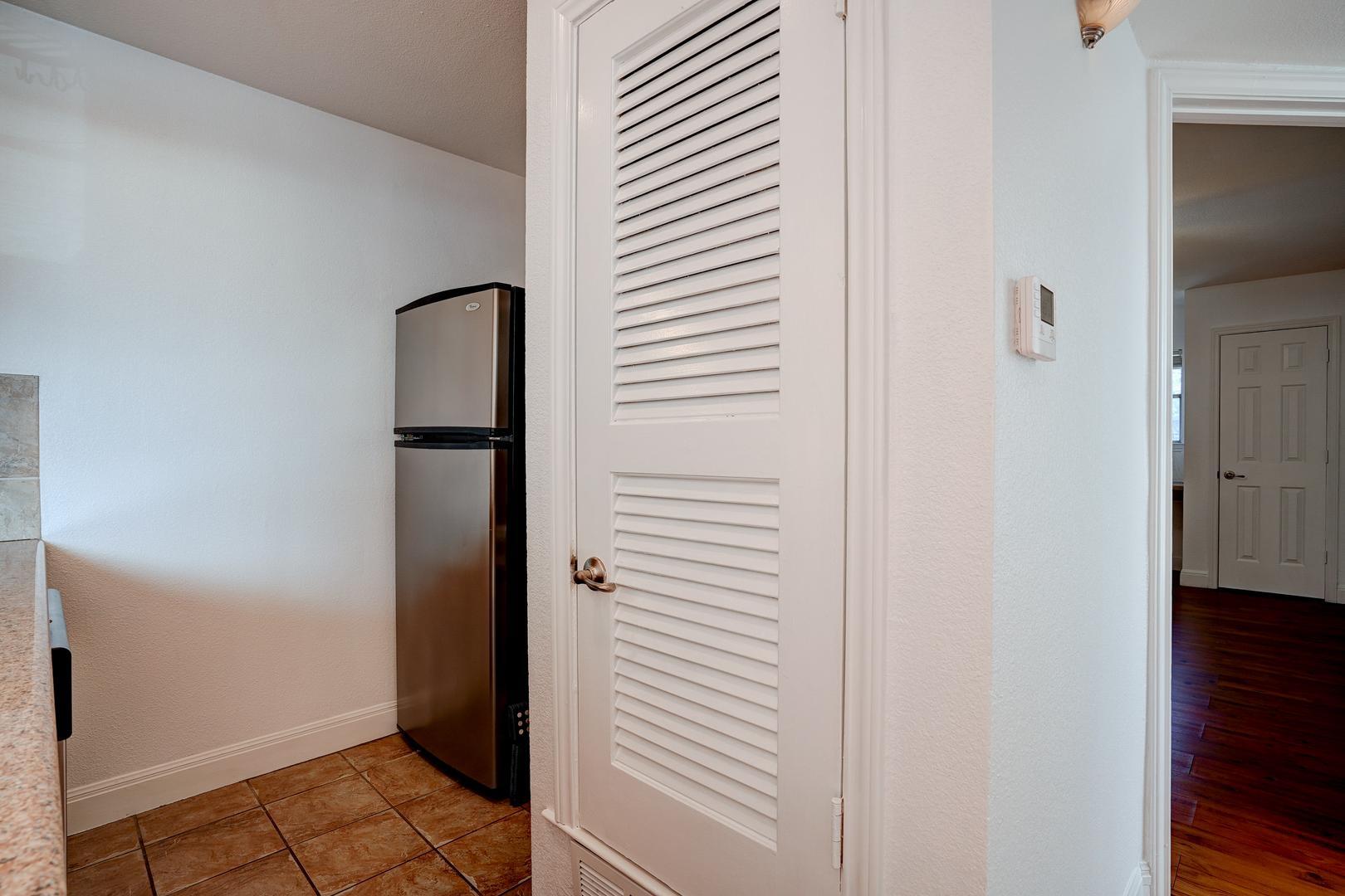 Kitchen - 4306 Avenue A