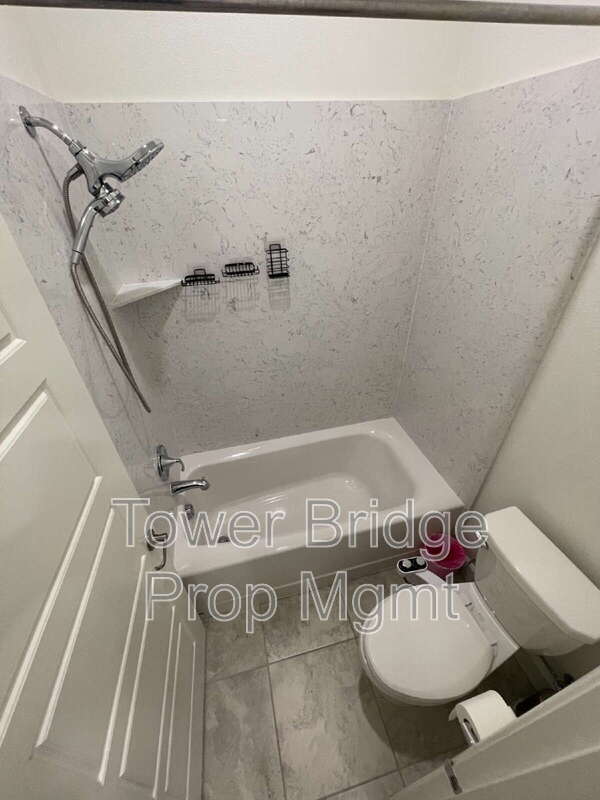 Building Photo - 5603 Drifton Way