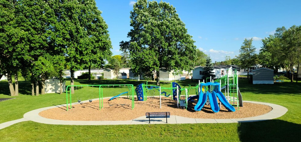 Building Photo - 6599 N Hampshire Dr