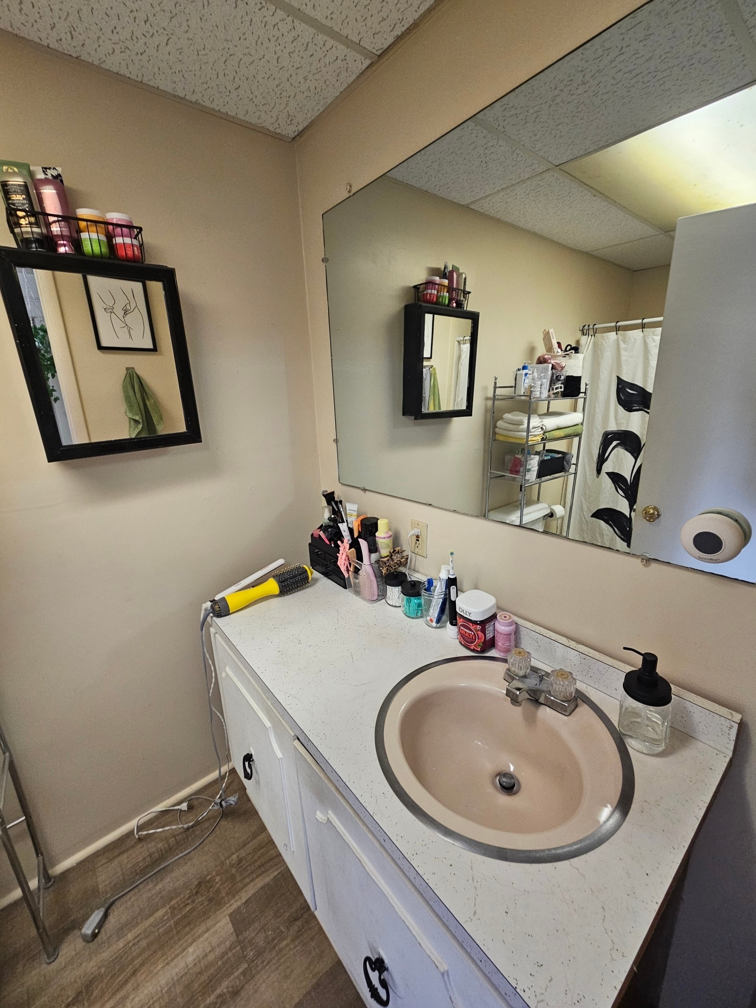 Building Photo - 125 Lorentz St