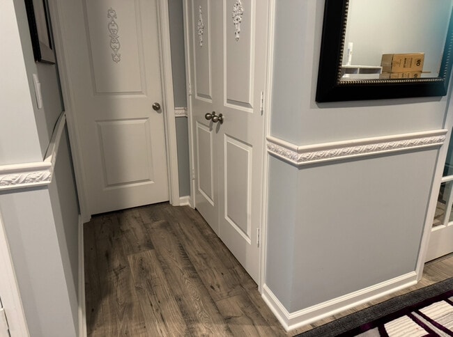 Building Photo - 5817 Flat Hill Dr