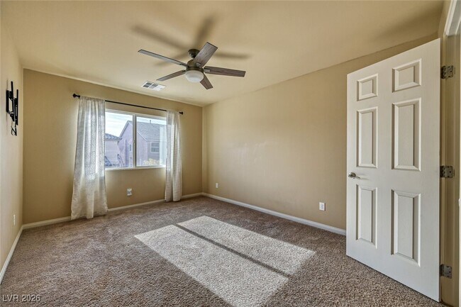 Building Photo - 6239 Mustang Spring Ave