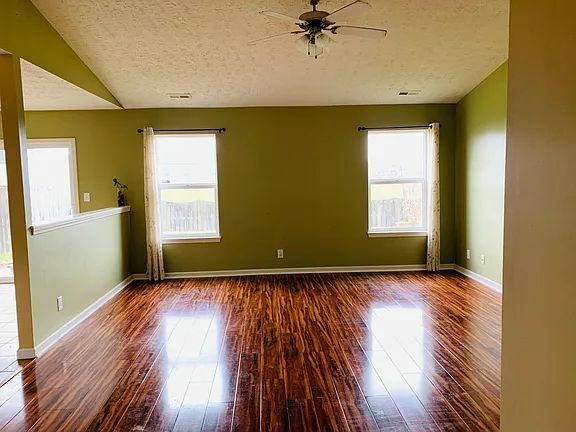 Building Photo - 3089 Goddard Ct