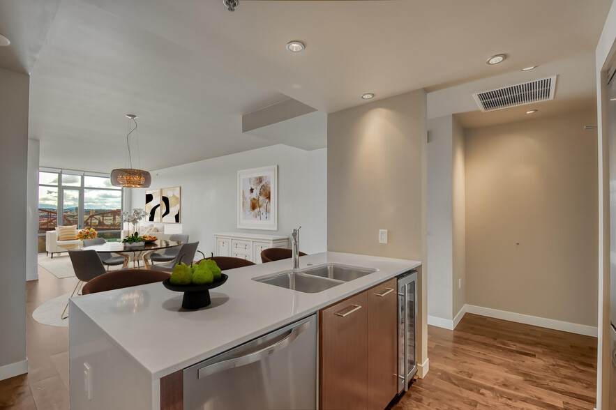 Furnished perspective looking from kitchen outward - 1260 NW Naito Pky