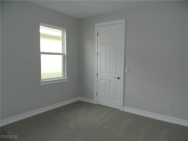 Building Photo - 3919 Crosswater Dr