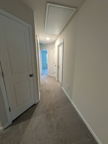 Building Photo - 266 E Compass Wy