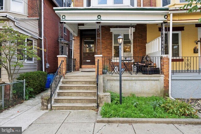 Building Photo - 4922 Hazel Ave