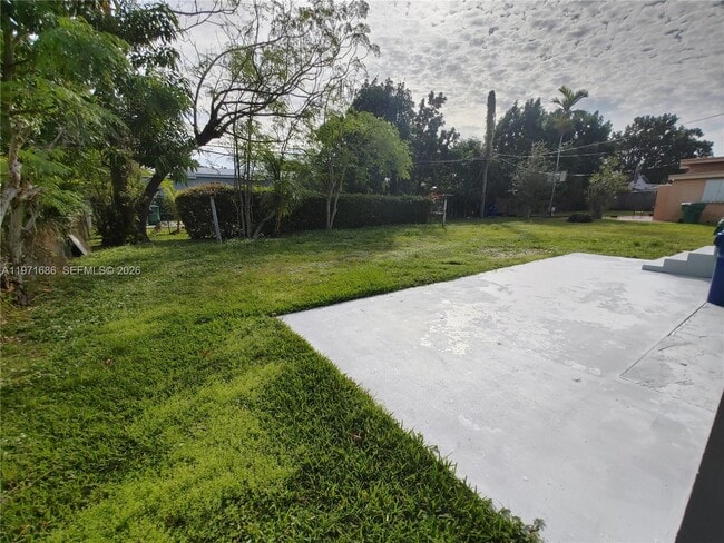 Building Photo - 14901 NW 9th Ct