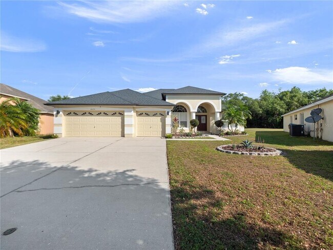 Primary Photo - 4633 Huron Bay Cir