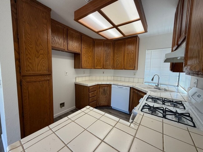 Building Photo - 8162 Morgan Hill Way