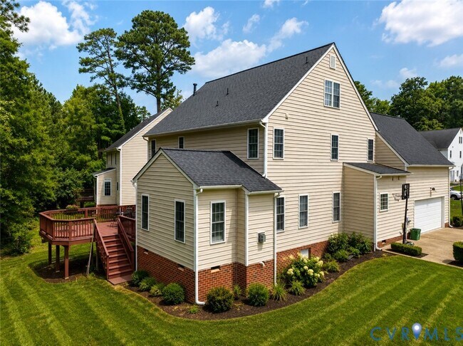 Building Photo - 11320 Sadler Oaks Dr